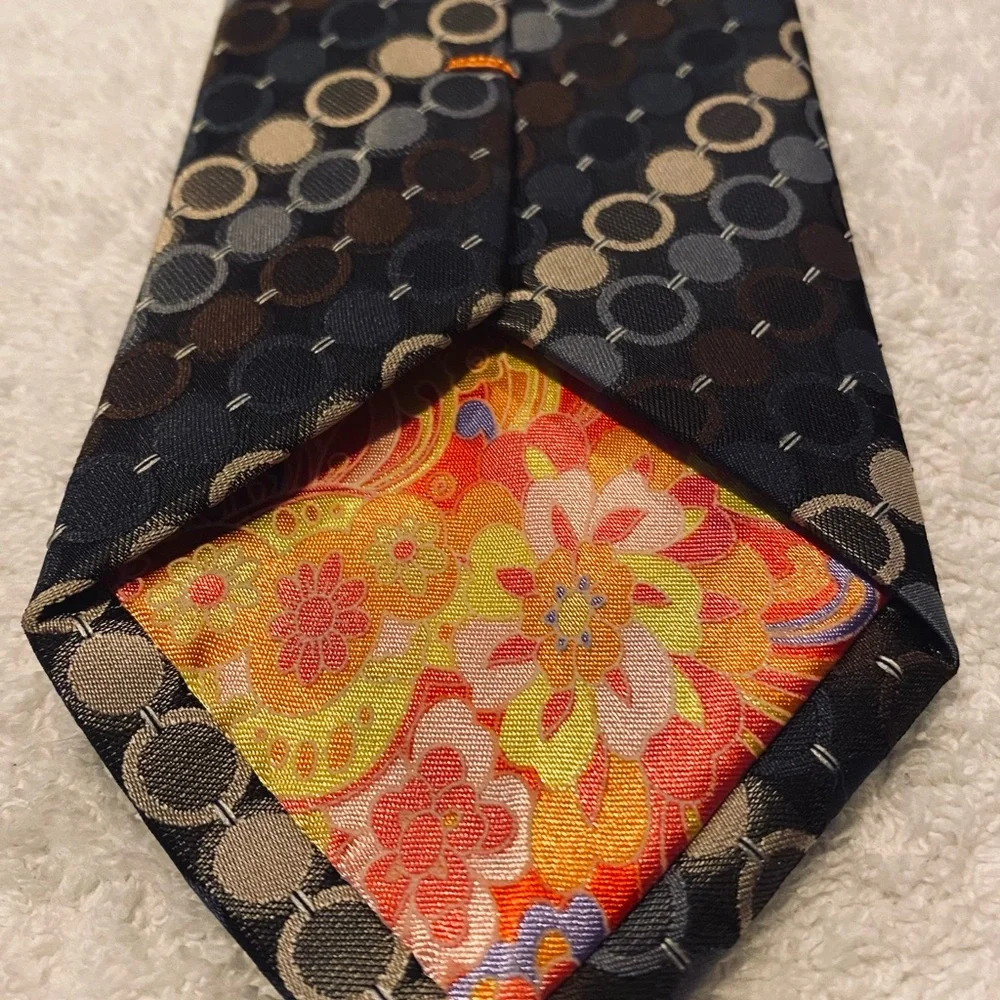 Super Stylish Corporate Tie By JOHN SPARKS - Picture 3 of 5